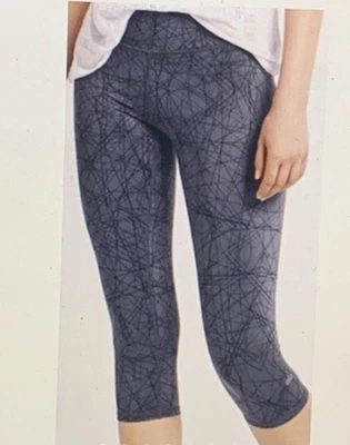 Leggings Capri ALO Yoga Feminina Data Airbrushed Cinza e Preta Grande - Imagem 1 de 4