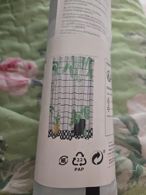 IKEA SNOJONKVILL Cortina de Ducha 71x71”, PLANTAS Nuevo Diseño Por Paulin Machado Foto 1 de 2