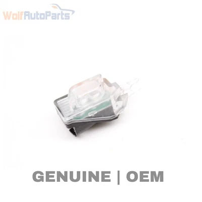 2017-2024 AUDI A4 - Right Interior DOOR Light 8W0947134 - Image 1 of 4