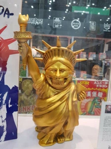 Ron English Mindstyle Liberty Green Gold Figure - Picture 1 of 1