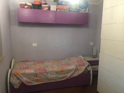 Cameretta Moretti compact composto da armadio, mesnole letto e comodino  - Immagine 1 di 4