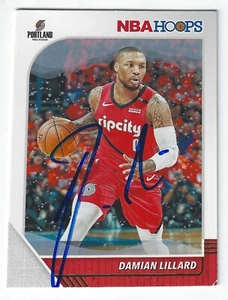 DAMIAN LILLARD PORTLAND TRAIL BLAZERS SIGNED 2019-20 NBA HOOPS BASKETBALL CARD - Picture 1 of 1
