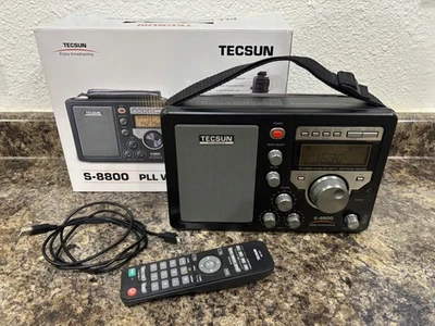 Tecsun S-8800 Portable Digital AM and FM Longwave and Shortwave  PLL Radio - Image 1 of 4