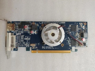 Gigabyte Nvidia GeForce 8400 GV-R545-1GI 512MB GDDR2 HDMI DVI PCI  Graphics Card - Image 1 of 4