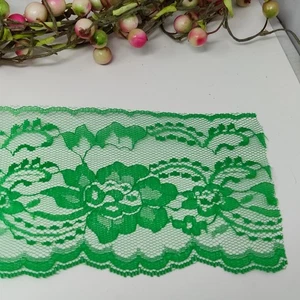 Scalloped 4" Flat Lace Trim Green 1 yd By The Yard (Polyester) Floral Vtg - Picture 1 of 4