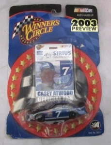2003 NASCAR Winners Circle 15897 Casey Atwood #7 Pit Pass Preview Series 1:64 - Picture 1 of 3