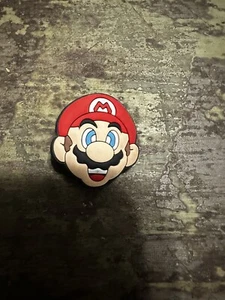 Ciondolo Super Mario Bros Mario Croc Jibbitz - Foto 1 di 1