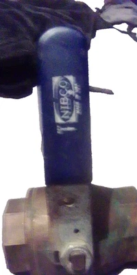 NIBCO Bronze Ball Valve 3" NPT Thread Ends 600-CWP / 150-SWP, Regular Port - Image 1 of 4