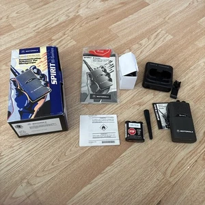 Motorola Spirit M-Series MU24CV Handheld 2 Way Radio Walkie Talkie New Battery - Zdjęcie 1 z 5