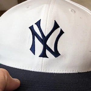 New York Yankees MLB Retro Vintage Snapback Mütze weiß/marine Kappe ANNCO neu ohne Etikett - Bild 1 von 14