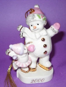 LENOX ORNAMENT MOTHER DAUGHTER SNOWMAN SKATING LESSON 2000 NIB COA - Picture 1 of 3