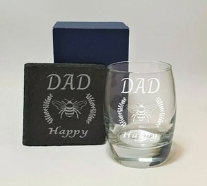 Personalisierte handgeätzte Whisky Glas & Schiefer Untersetzer in Geschenkbox Bee Happy Dad - Bild 1 von 1