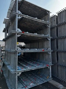 Layher Gerüst gebraucht kaufen bis 8,4m Standhöhe Assco/MJ Baugerüst Giebel - Bild 1 von 2