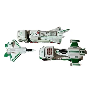 Pacchetto HESS - Camion e Space Cruiser, Jet da caccia, Camion e Space Shuttle *LEGGI* - Foto 1 di 10