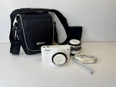 Cámara Nikon 1 J1 Blanca 10mm y 10-30mm con Correa - Cargador - 8gb SD Envío Gratis Foto 1 de 4