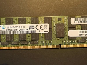 Samsung 32GB 4DRx4 PC4-2133P M386A4G40DM0-CPB0Q PN: 100-564-493-00 Server Memory - Picture 1 of 3