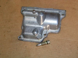 VFR700F VFR700 VFR 700 F2 VFR750F VFR750 750 CARB CARBURETOR BOWL - Picture 1 of 1