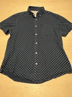 Penguin Para Hombre Mediana Manga Corta Con Botones Calce Ajustado Negro Estampado de Estrellas Foto 1 de 4