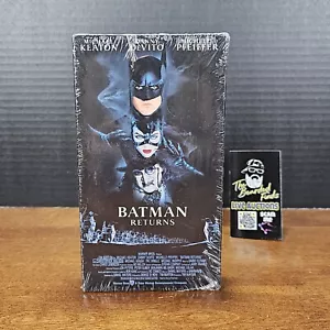 Batman Returns 1992 VHS Tape Factory Sealed Michael Keaton Danny Devito - New - Imagen 1 de 6
