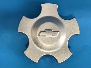 2006-11 CHEVROLET CHEVY IMPALA MONTE CARLO GENUINE OEM CENTER CAP 9596356 OEM - Picture 1 of 6