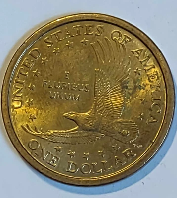 2000 P SACAGAWEA One Dollar Coin US Liberty Gold Color Vintage  - Image 1 of 2