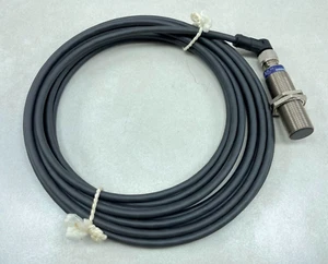 Telemecanique XS1 M18KP340D PNP NPN NO NC Inductive Proximity Sensor With Cable - Picture 1 of 12
