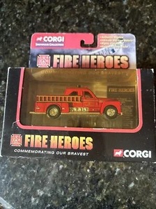 Corgi Fire Heroes 1953 Mack B Open Pumper CS90011 Diecast Model Car New - Picture 1 of 3
