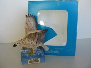 VTG 1977 WHITE FALCON BIRD SKI COUNTRY MINI DECANTER + BOX EMPTY GOLDEN COLORADO - Picture 1 of 11