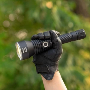 Weltool W5R Pro 920 Lumen LEP Flashlight with 2.1 Million Candela 1.8 mile Beam - Picture 1 of 9