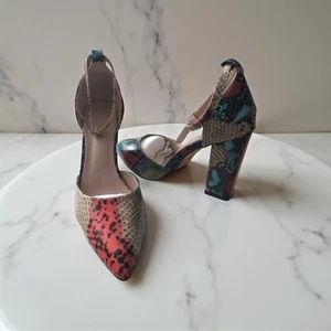 Schlangenleder geprägt spitz zulaufend klobiger Absatz Knöchelriemen Pumps CN 42 US 9,5 - Bild 1 von 5