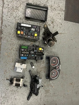 KIT ECU MOTORE INGRESSO SENZA CHIAVE VAUXHALL ASTRA VXR TURBO Z20LEH MK5 H 2008 - Immagine 1 di 4