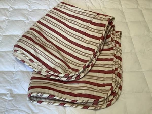 Waverly Striped Set Of 2 Standard Pillow Shams - Picture 1 of 9