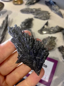Black Kyanite blades - Picture 1 of 3