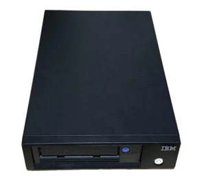 IBM LTO5 EXTERNAL SAS TAPE DRIVE TS2250 3580-H5S 46C2109 46X5679 46C1748 - Afbeelding 1 van 3