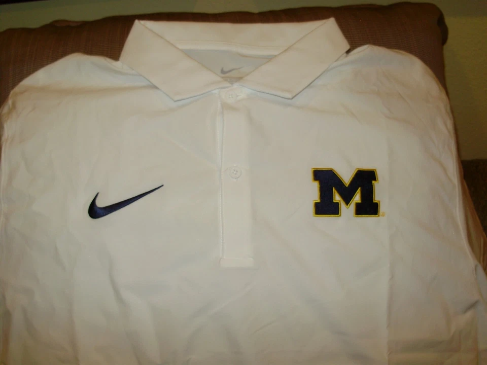 Michigan Wolverines NIKE Dri-Fit DZ8502-100 White Polo Golf Shirt Men's XL