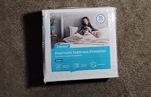 Linenspa Premium Smooth Waterproof Mattress Protector - Queen Size - Picture 1 of 2