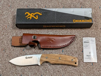 Browning Fixed Blade Knife Guide Gear, Model 0413, Hunting w/ Sheath, Fantastic - Image 1 of 4