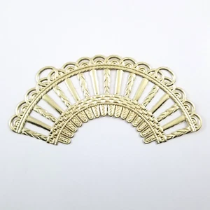 Die Cut Dresden Gold Foil Embossed Embellishment Trim - Bild 1 von 4