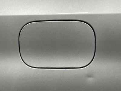 Mercedes ML350 2015 OEM tanque de combustible trasero puerta aleta iridio plata 775 2012-2014 Foto 1 de 4