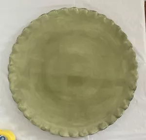 Laurie Gates Green Slightly Raised Serving Platter / Tray, 14”, Scalloped Edge - Picture 1 of 4