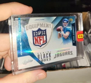 1/1 BLAINE GABBERT 2011 Absolute ROOKIE PATCH SHIELD Black Box Sealed Rc Chiefs - Picture 1 of 3