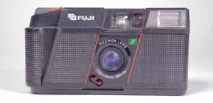 Fuji DL-200 Black Point Shoot Film Camera F2.8 32mm nieprzetestowana, potrzebujesz nowej baterii