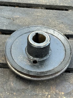 Polea motor Hustler X-ONE 602903 / 930586 Foto 1 de 4