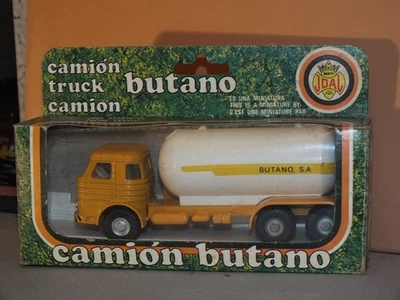 Joal 208 Spagna 1/50 Camion Pegaso cisterna BUTANO S.A.  Mint in Box - Immagine 1 di 4