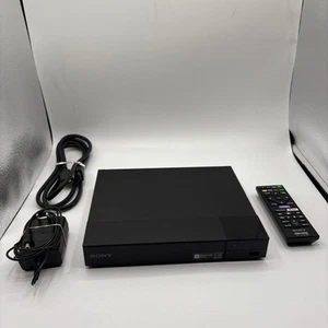 Sony BDP-S3700 1080p WiFi Streaming Blu-ray Disc/Reproductor de DVD y Control Remoto Probado Funciona - Imagen 1 de 6