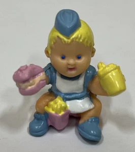 Vintage 1995 Mattel MIMI & GOO GOOS MIMI AND HER BURGER Pocket Mini NUR PUPPE DOLL - Bild 1 von 3