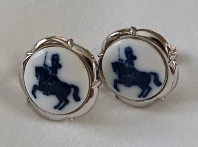 Gemelos vintage de plata de ley porcelana blanca y azul hechos en Dinamarca  Foto 1 de 4
