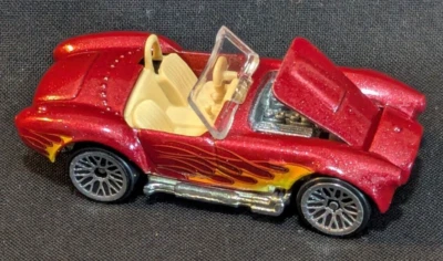 Hot Wheels Shelby Cobra 427 S/C Die Cast 1:64 Rojo 2000 Base Foto 1 de 4