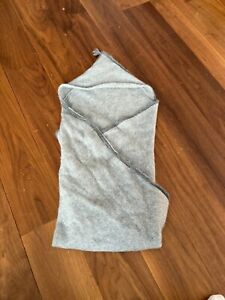 BONPOINT 100% Cashmere Knitted  Hooded Baby Blanket