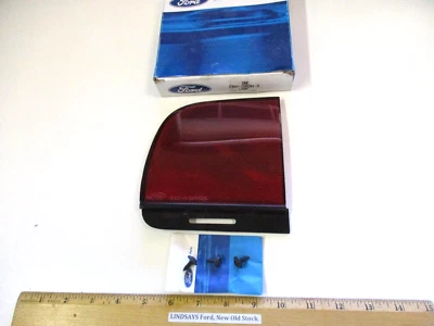 OEM FORD 1989/1991 MERCURY SABLE "LAMP ASY" SIDE MARKER REAR LEFT, E94Y-15A201-D - Image 1 of 4